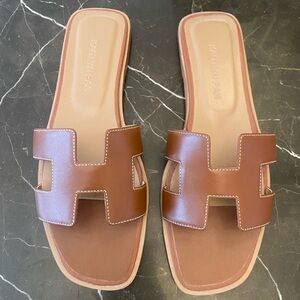 Kaitlyn Pan Genuine Leather H Sandals | Tan/Brown | Size 8 | Or@n-Style | NEW